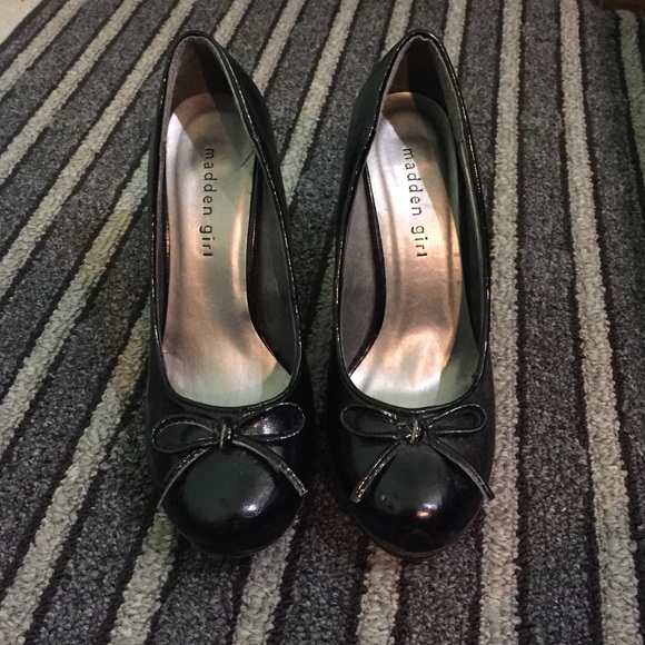 Black Madden Girl Platform Heels. Barely wore.