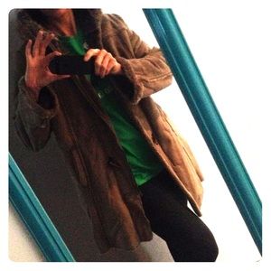 Winter Coat: mid thigh length