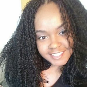 Meet your Posher, Colbi