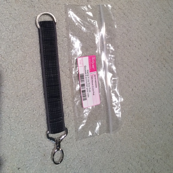 Thirty-one Hang It Up Key Fob