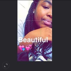 Meet your Posher, Shania