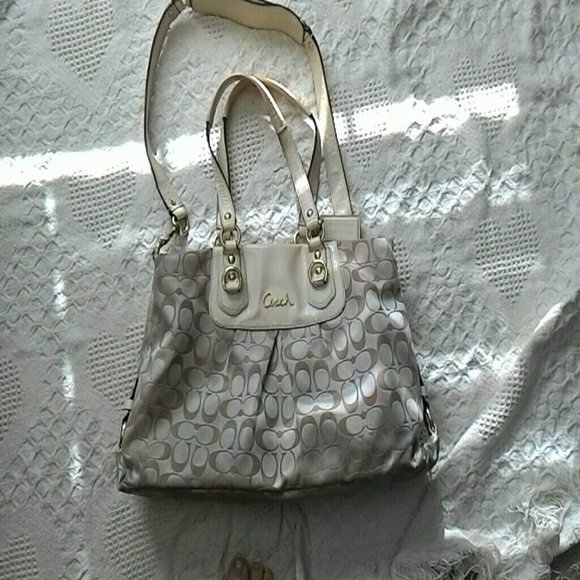 Final MARKDOWN! Coach  purse *see description