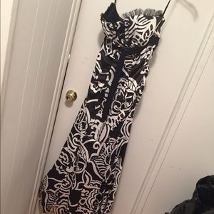 Gorgeous black and white gown