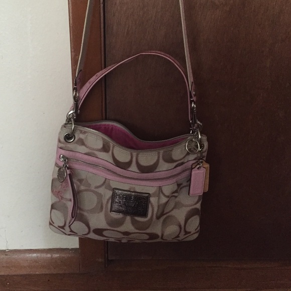 Coach Purse - Picture 4 of 4