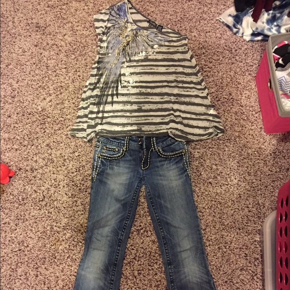 Miss me jeans with a miss me shirt - Picture 1 of 4