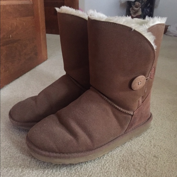 FAKE UGG BOOTS