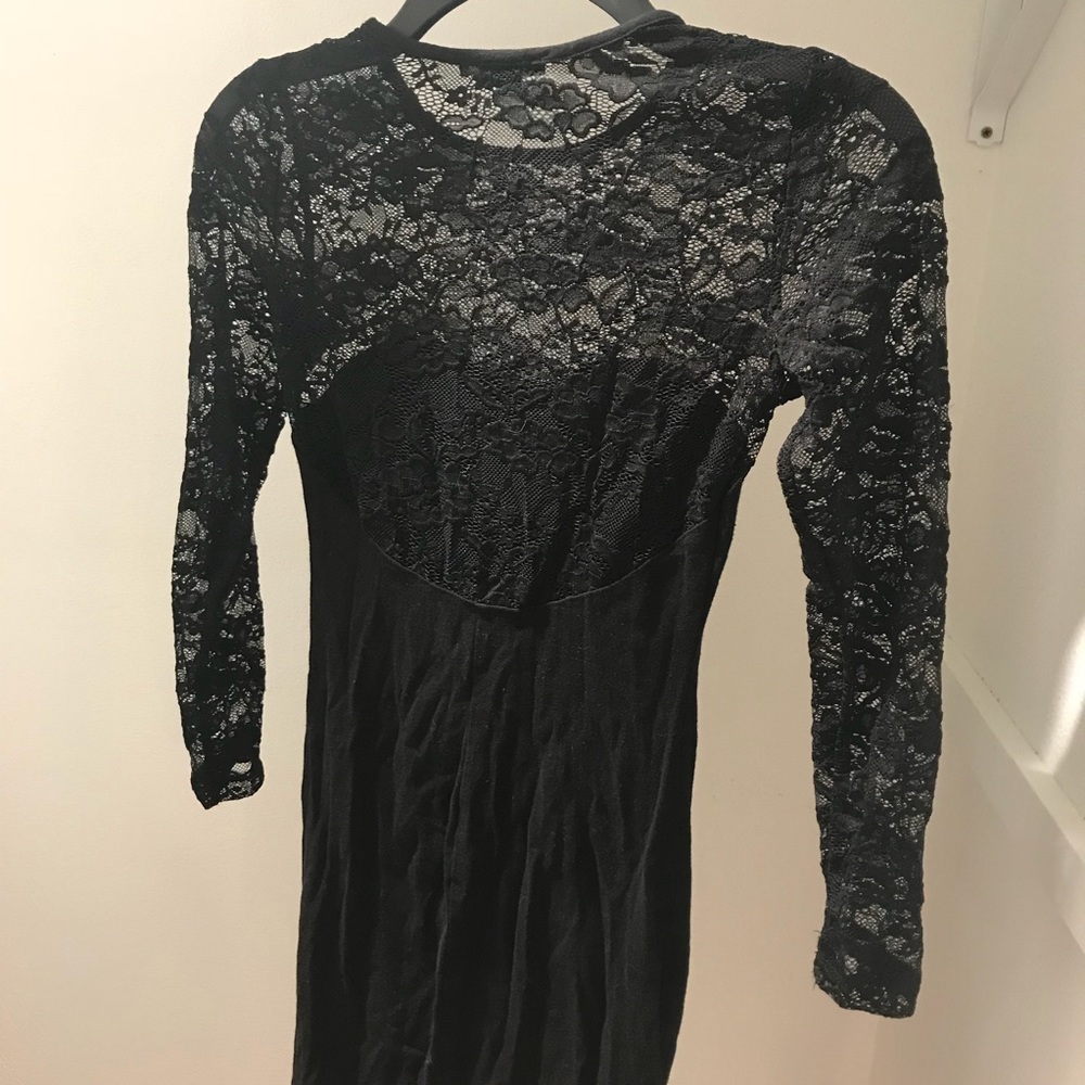 ❌SOLD❌ H&M Black Lace Dress - Picture 3 of 3
