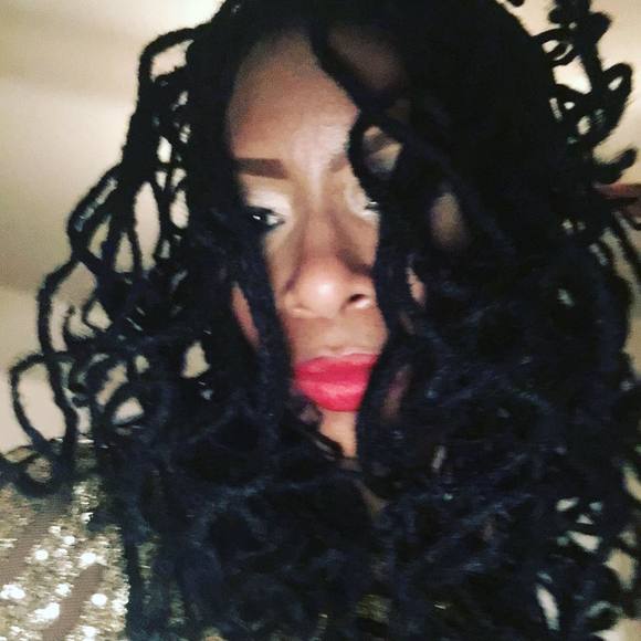 Meet your Posher, Nataki - Picture 1 of 1