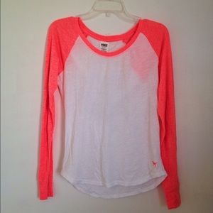 💕PINK long-sleeve tee💕