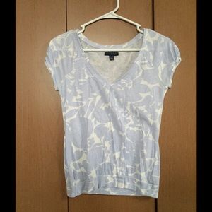 American Eagle v neck