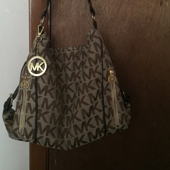 MK Purse