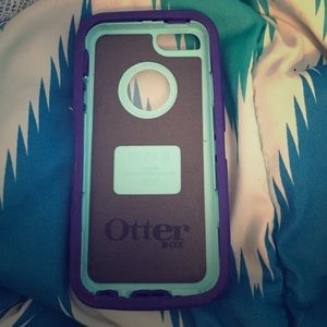 blue and purple otter box case for iPhone 5/5s