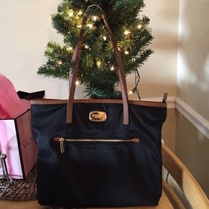 Authentic Black Michael Kors Tote. $15