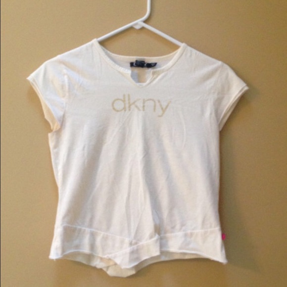 LOWEST ✨ Dkny logo tee