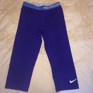 Nike pro combat capris