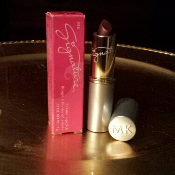 **Rare: MK Signature Lipstick Downtown Brown