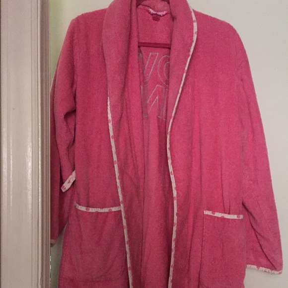 🚫SOLD🚫VS PINK Robe - Picture 2 of 4