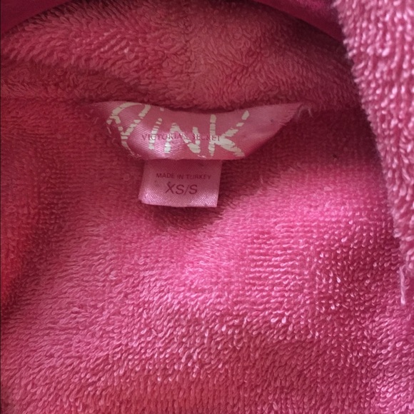 🚫SOLD🚫VS PINK Robe - Picture 3 of 4
