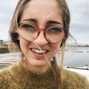 Meet your Posher, Nell