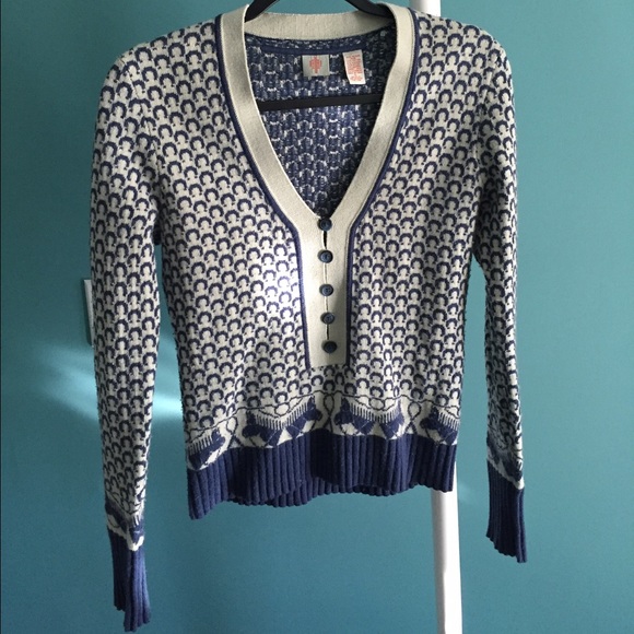 Antropologie Sweater as seen on Lorelai Gilmore