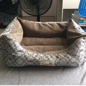 Small dog bed
