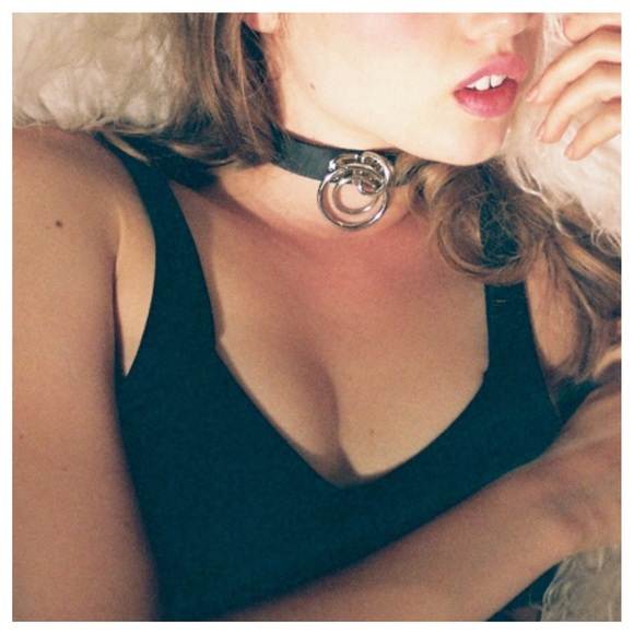 UNIF Dame Choker - Picture 2 of 4
