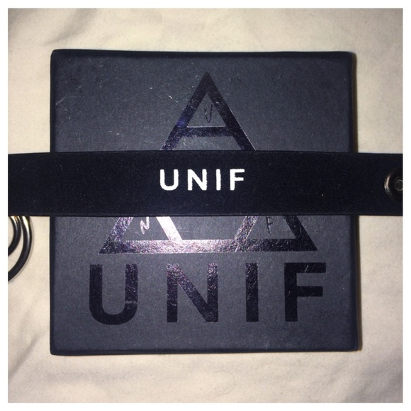 UNIF Dame Choker - Picture 4 of 4