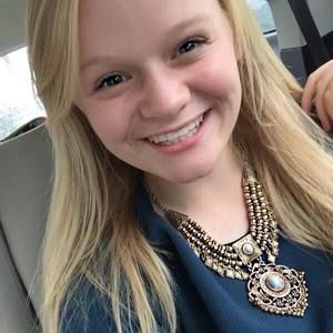 Meet your Posher, Abby