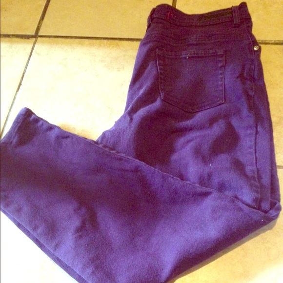 Gloria Vanderbilt purple jeans☂🍇👾
