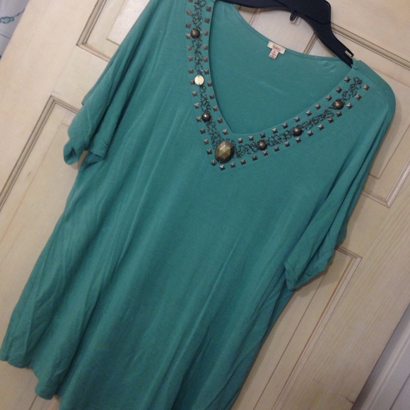 V-Neck top with beaded detail