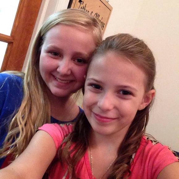 Meet your Posher, Adriana - Picture 1 of 1