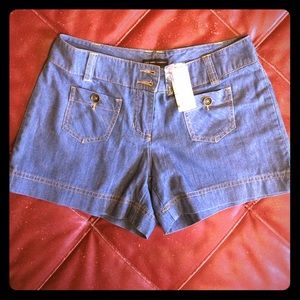 NWT High Rise Light Denim Color Cotton Short