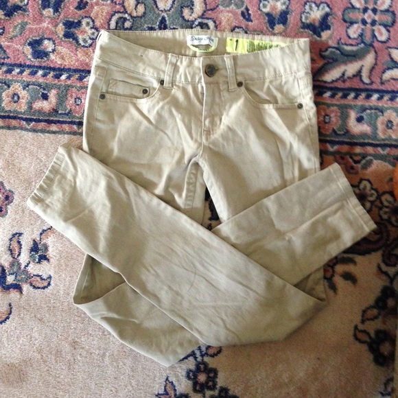 Beige skinny pants