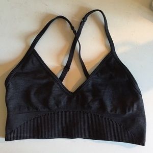 Lululemon sports bra size 6