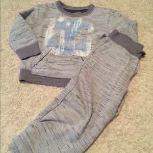 Sweatshirt/sweatpants boys set - 3t