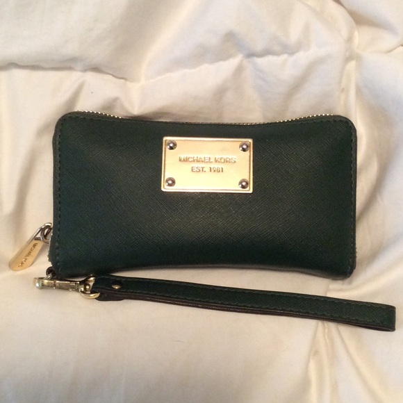 Michael Kors Handbags - Hunter green Michael Kors wallet