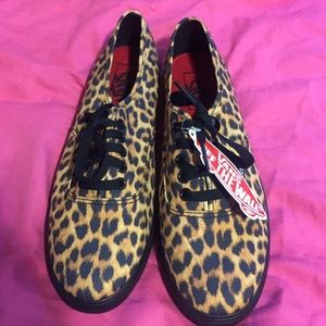 Leopard lo - pro vans