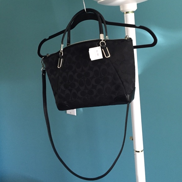 Coach Kelsey Satchel with tags