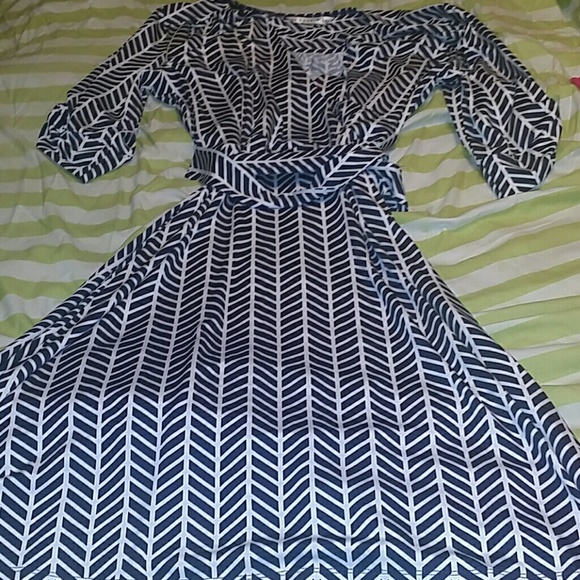 Reposh Printed Faux Wrap Dress