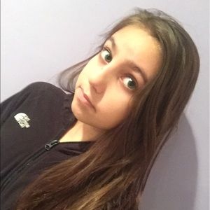 Meet your Posher, Mara