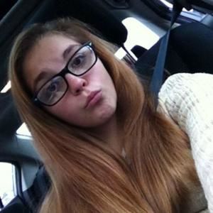 Meet your Posher, Lili