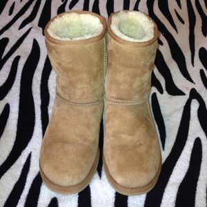 Classic Short Ugg Boots