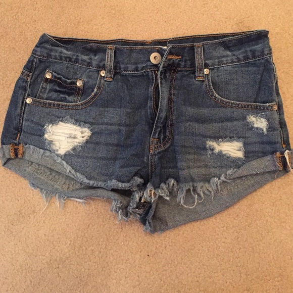 Bullhead Denim Co. Slouchy short size 5