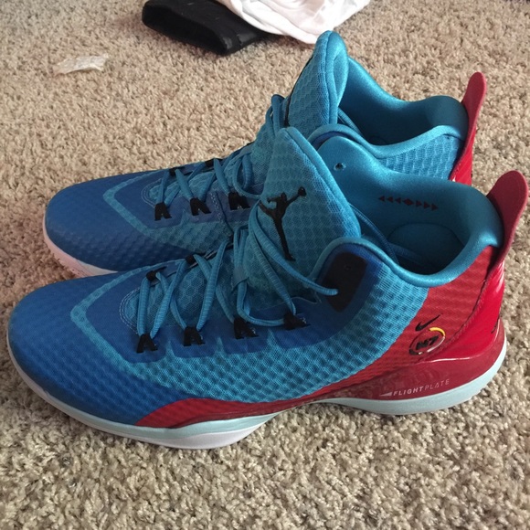 Jordan Superfly 2.0 ! Size 14