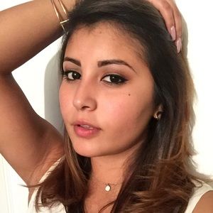 Meet your Posher, Lorena