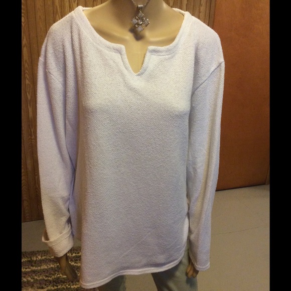 Liz Claiborne Long sleeve knit top