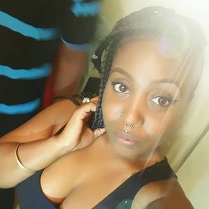 Meet your Posher, Queenie