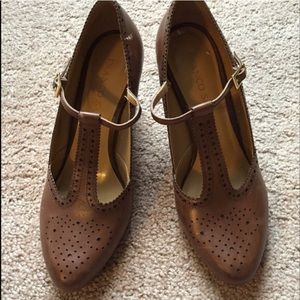 Brown leather Mary Janes
