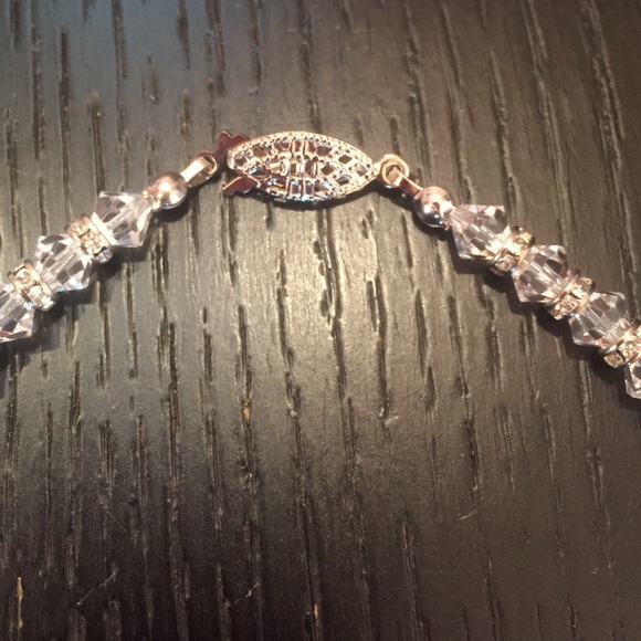 Necklace - Picture 3 of 3