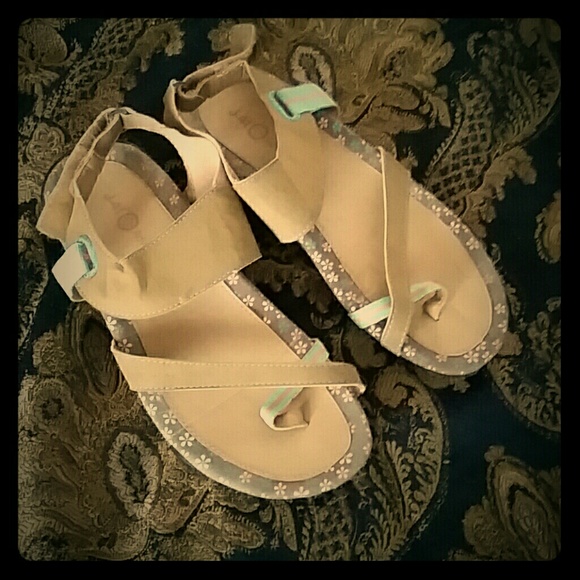 J-41 Sandals